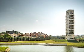 โรงแรมทอสกาน่า เปียซซ่า